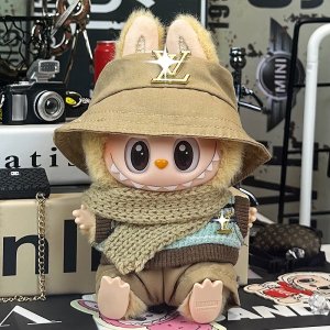 Elegant Winterset voor Labubu – Kawaii Chic Stijl