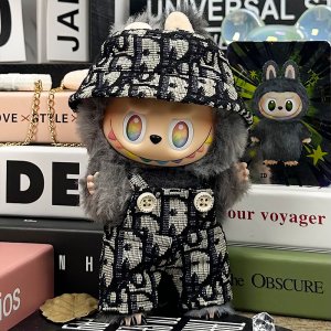 Zwart en Ivoor Textuur Set voor Labubu – Ambachtelijke Chic en Unieke Stijl