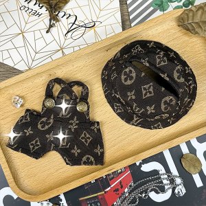 Dark Royal Denim Set voor Labubu – Elegant en Mysterieus