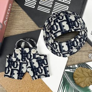 Monogram Contrast Set voor Labubu – Grafische Elegant in Zwart-Wit