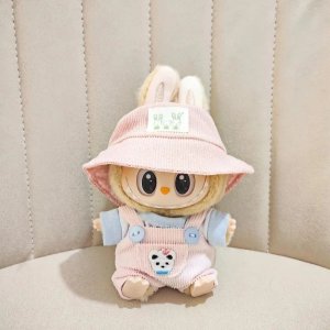 Labubu Pastelroze Outfit – Kawaii Editie met Beertje en Konijnenhoed