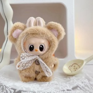 Kleding voor Pluche Pop 17 cm – Kawaii Set met Jas en Beertjeskap