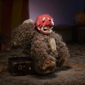 Hirono Bear Vinyl Plush Doll | Designer Art Knuffel Collectible