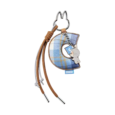 Labubu Letter Pendant “C” – Pin for Love Blind Box Collectible